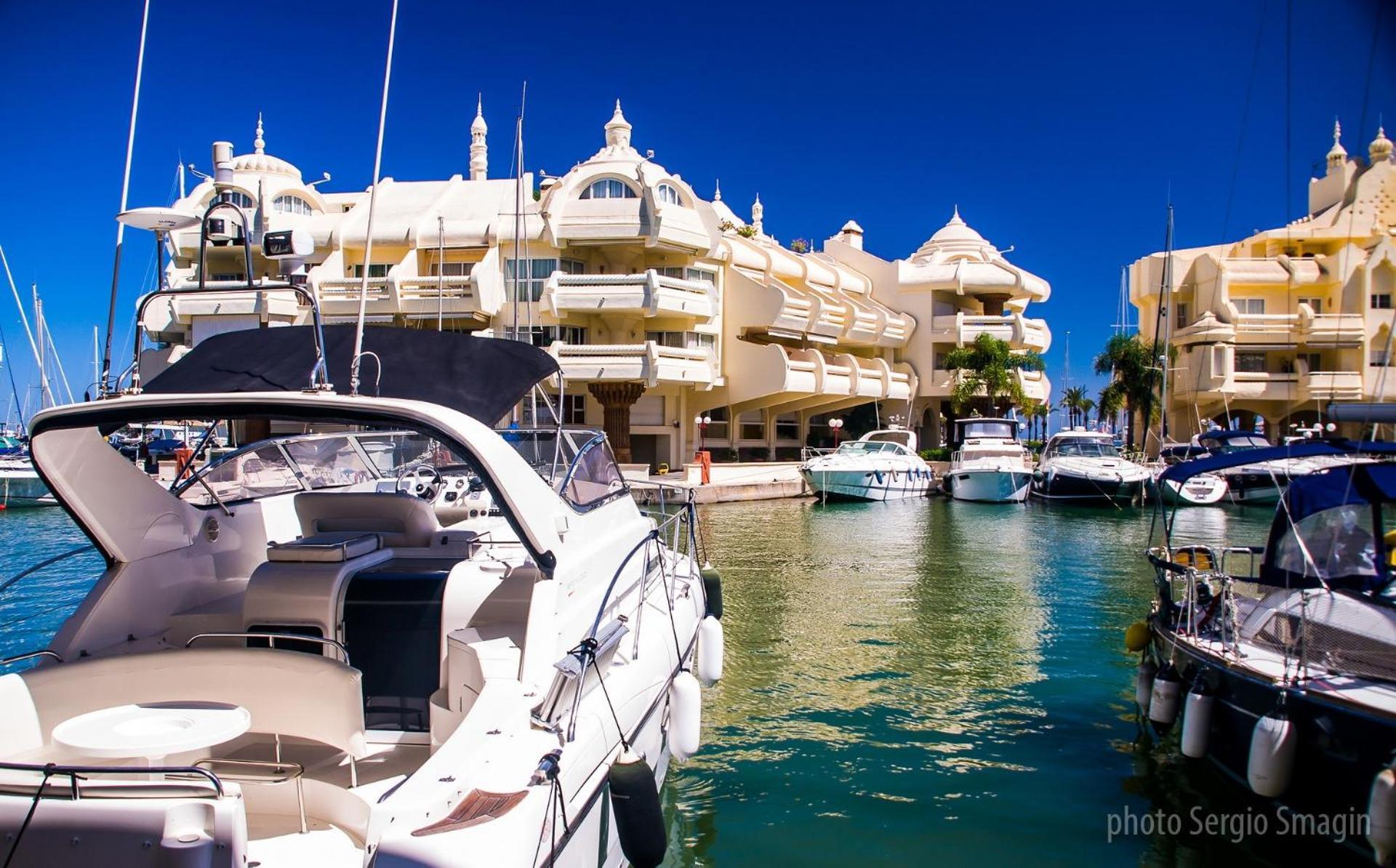 Apartamentos Los Cisnes - 2º Linea De Playa - Perfecta Ubicacion Benalmádena Buitenkant foto