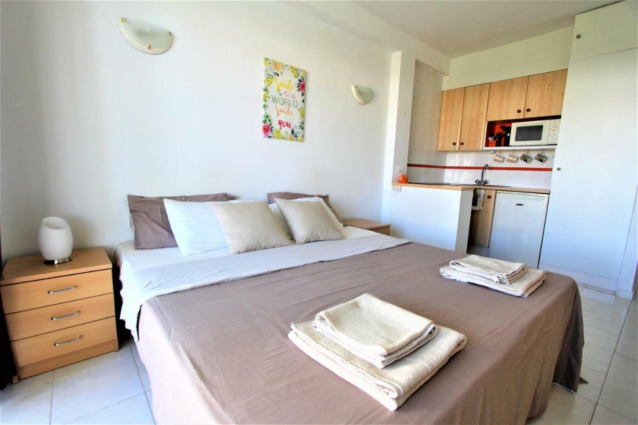 Apartamentos Los Cisnes - 2º Linea De Playa - Perfecta Ubicacion Benalmádena Buitenkant foto