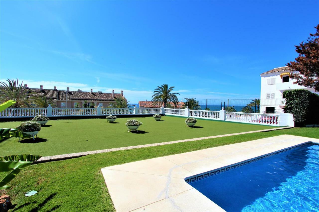Apartamentos Los Cisnes - 2º Linea De Playa - Perfecta Ubicacion Benalmádena Buitenkant foto